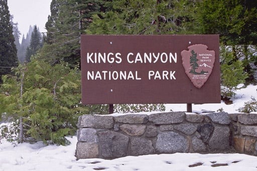 Fachada do Parque Nacional de Kings Canyon na Califórnia