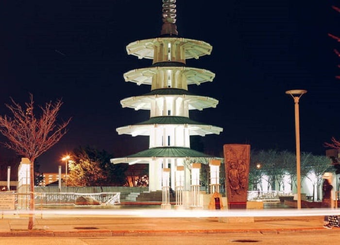 Monumento em Japan Town em San Francisco