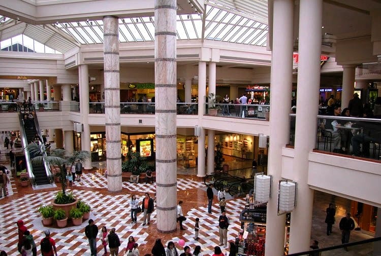  Shopping Stonestown Galleria Mall em San Francisco 