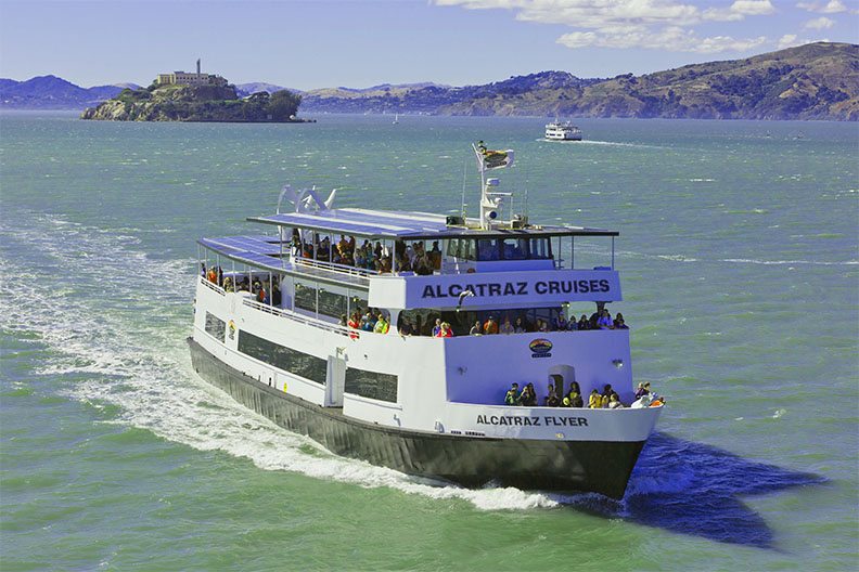 Ferry boat a caminho da Ilha de Alcatraz