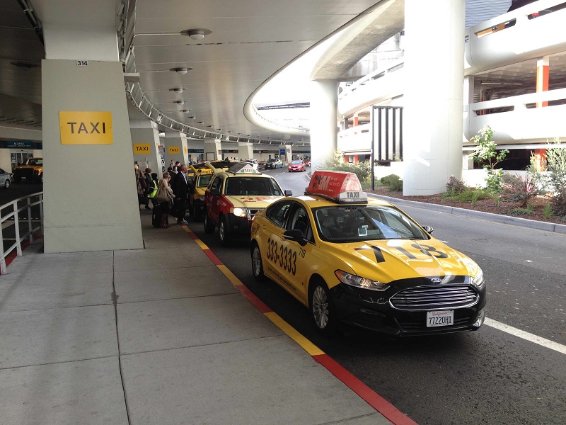 Táxi no aeroporto de San Francisco