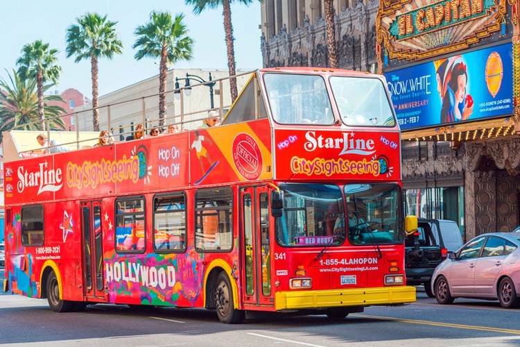 Ônibus turístico em Los Angeles